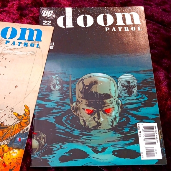 Doom Patrol # 21,22 brandnew - Picture 2 of 5